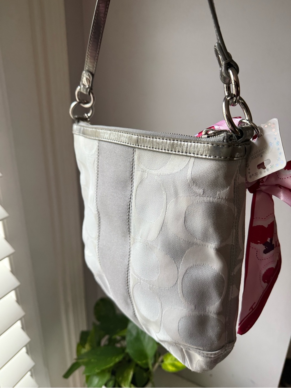 Coach Gray Signature Jacquard Shoulder Bag with Pink Scarf Accent - Picture 10 of 10